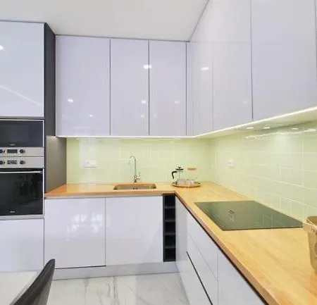 Serenity Terrace Apartman *