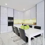 شقة Serenity Terrace